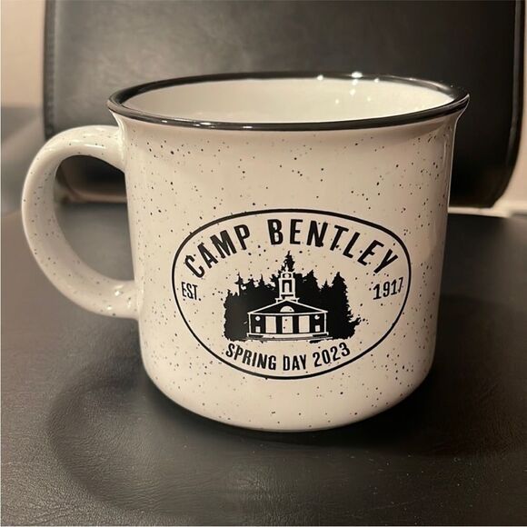 Camp Bentley Spring Day Mug, Blanket & Tote - Picture 3 of 9